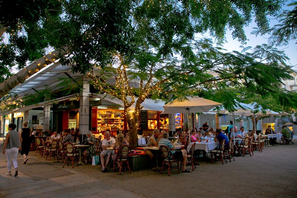 Five Ways to Celebrate Christmas in Noosa Aromas Noosa